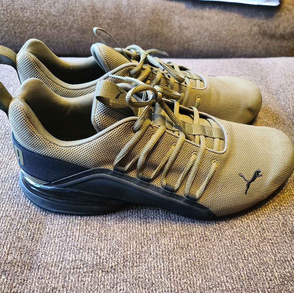 Puma Momenta Mens 12